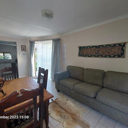 Field'S Rest Bed and Breakfast Port Elizabeth Eksteriør billede
